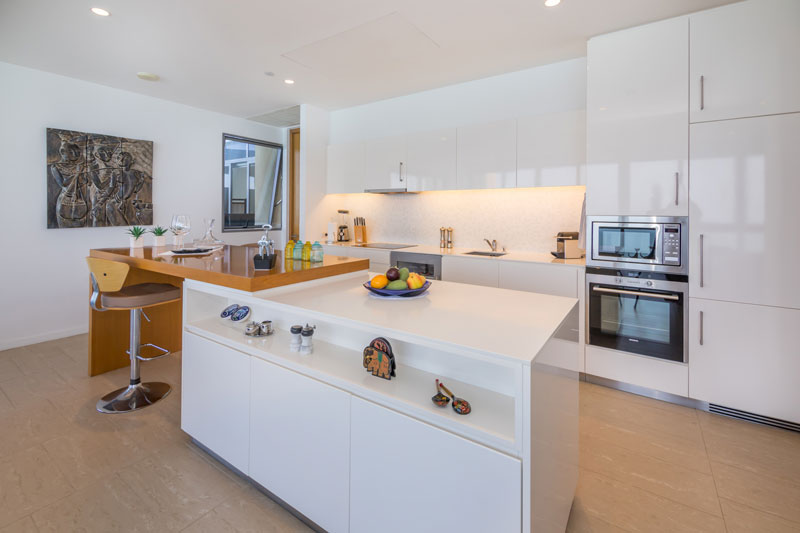 ครัวระดับไฮเอนด์พร้อมสิ่งอำนวยความสะดวกครบครัน